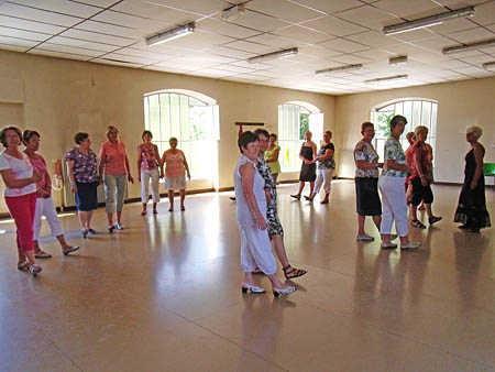 Danses Collectives